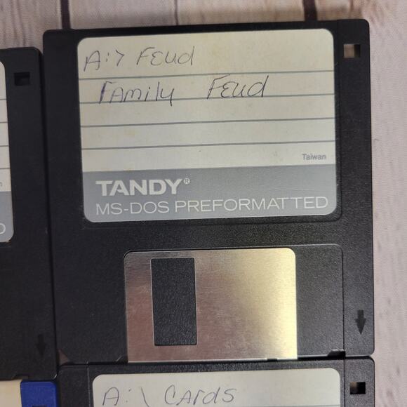 Vintage GameTek Floppy Disk Games Jeopardy, Card Shark, Family Fued LOT Untested - Picture 9 of 14
